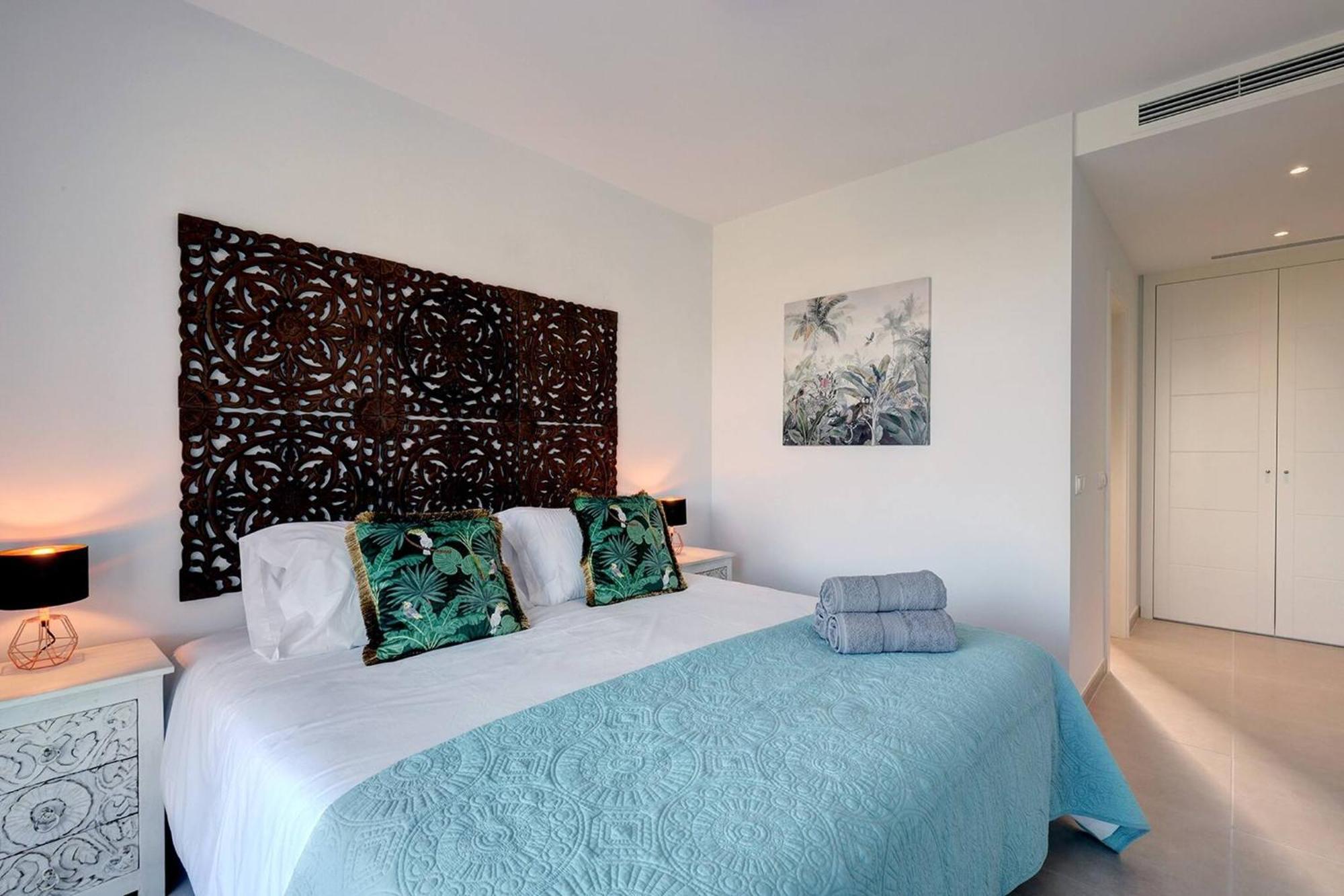 085 Modern In Trendy La Cala Golf Appartement *